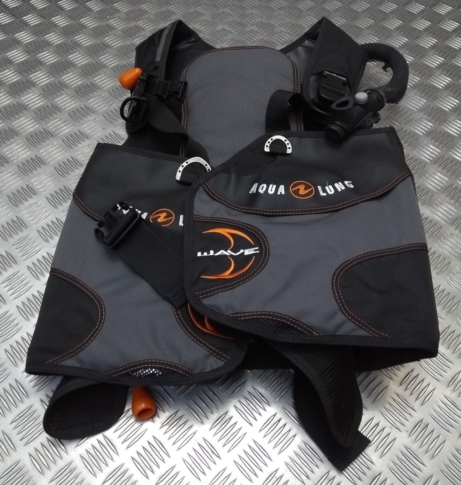 Aqua Lung Vest Diving Scuba BC/BCD Buoyancy Compensator British Army Issue MD