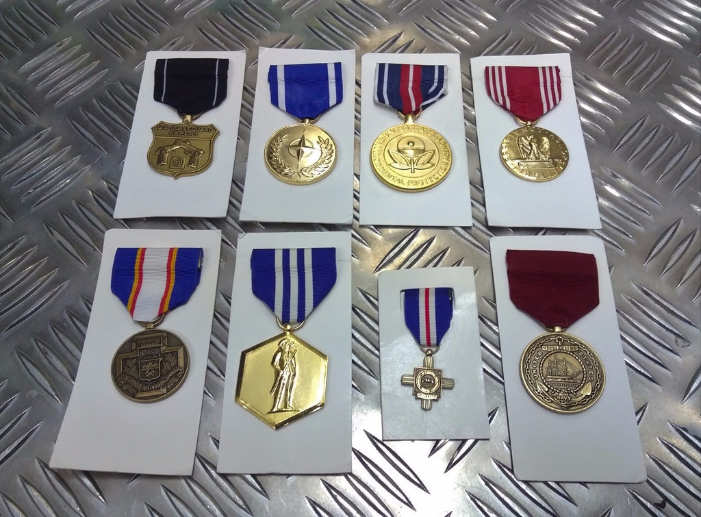 USA / Services Coast National Navy Medal - Assorted