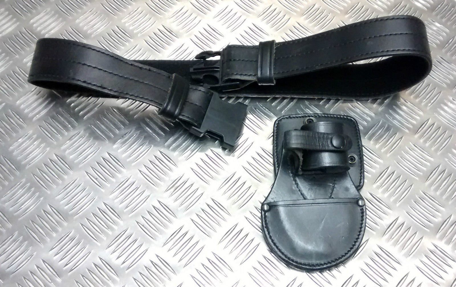 & Security Detail Belt PWL With Handcuff Pouch PBHC01