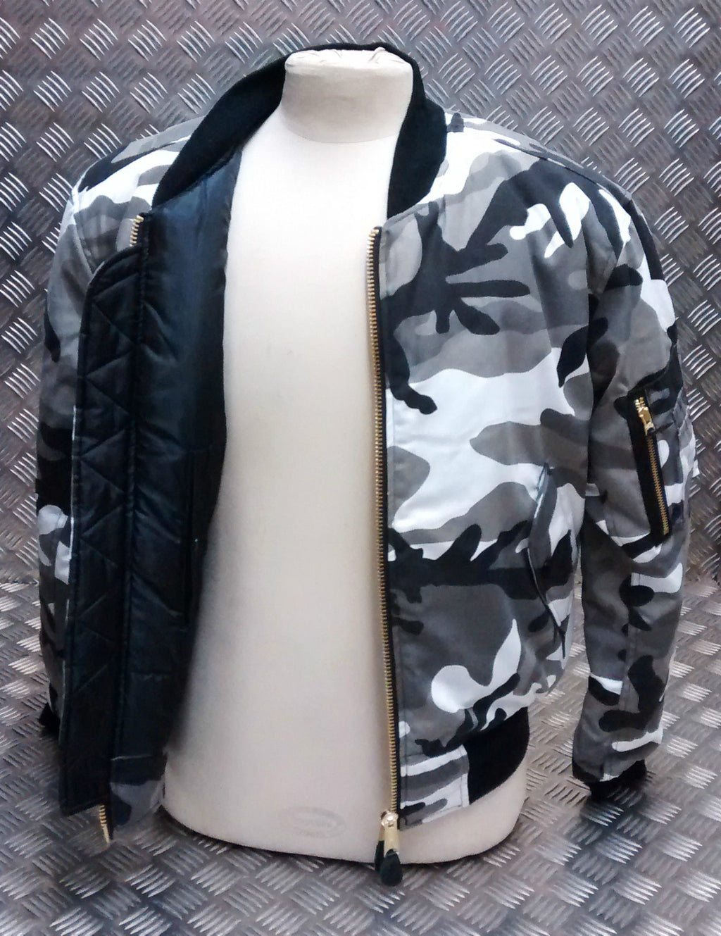 MA1 US Military Style Bomber Jacket Camo Asst Cols - NEW