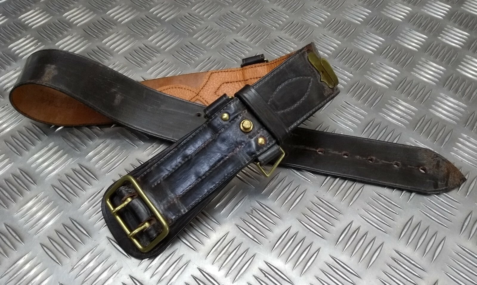 Sam Browne Belt Vintage 1962 British Issue No Shoulder Strap