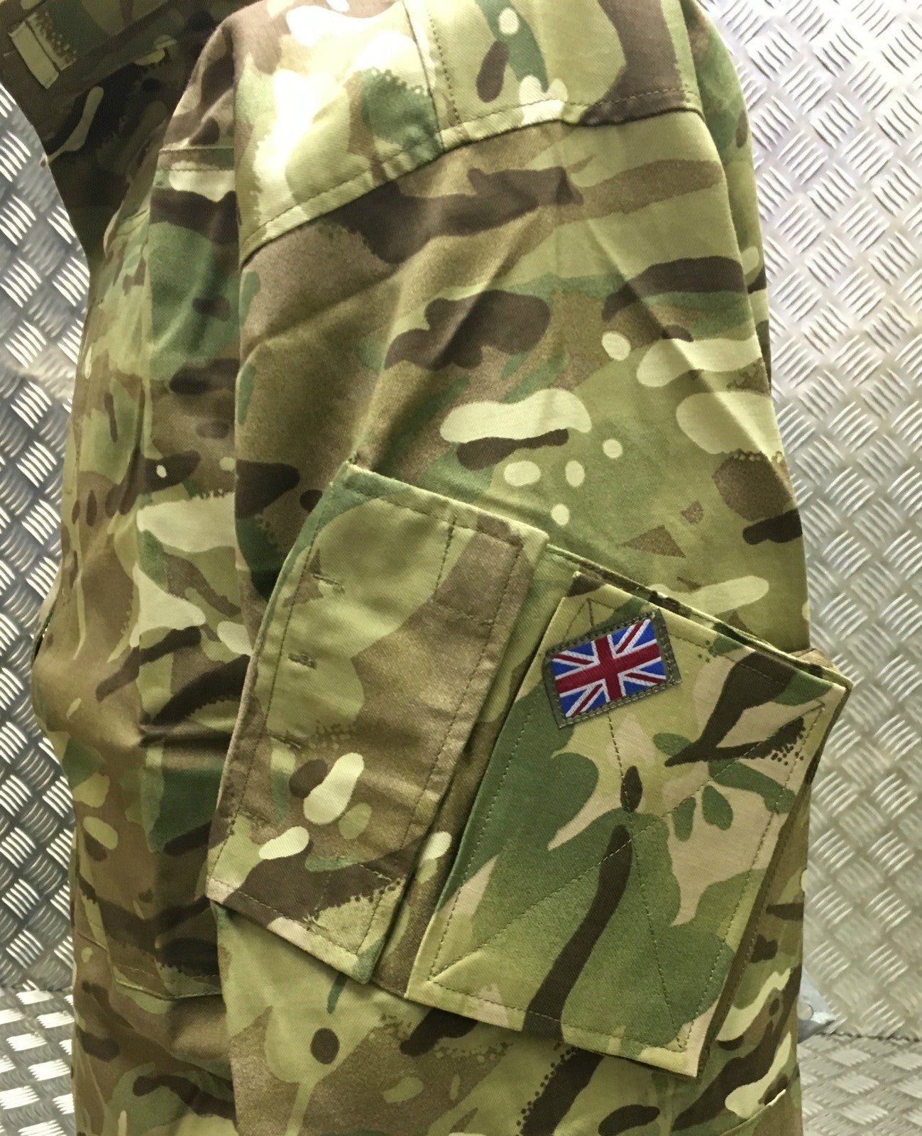 MTP Lightweight Jacket Warm Weather Army multi-Cam Camouflage Pattern - NEW