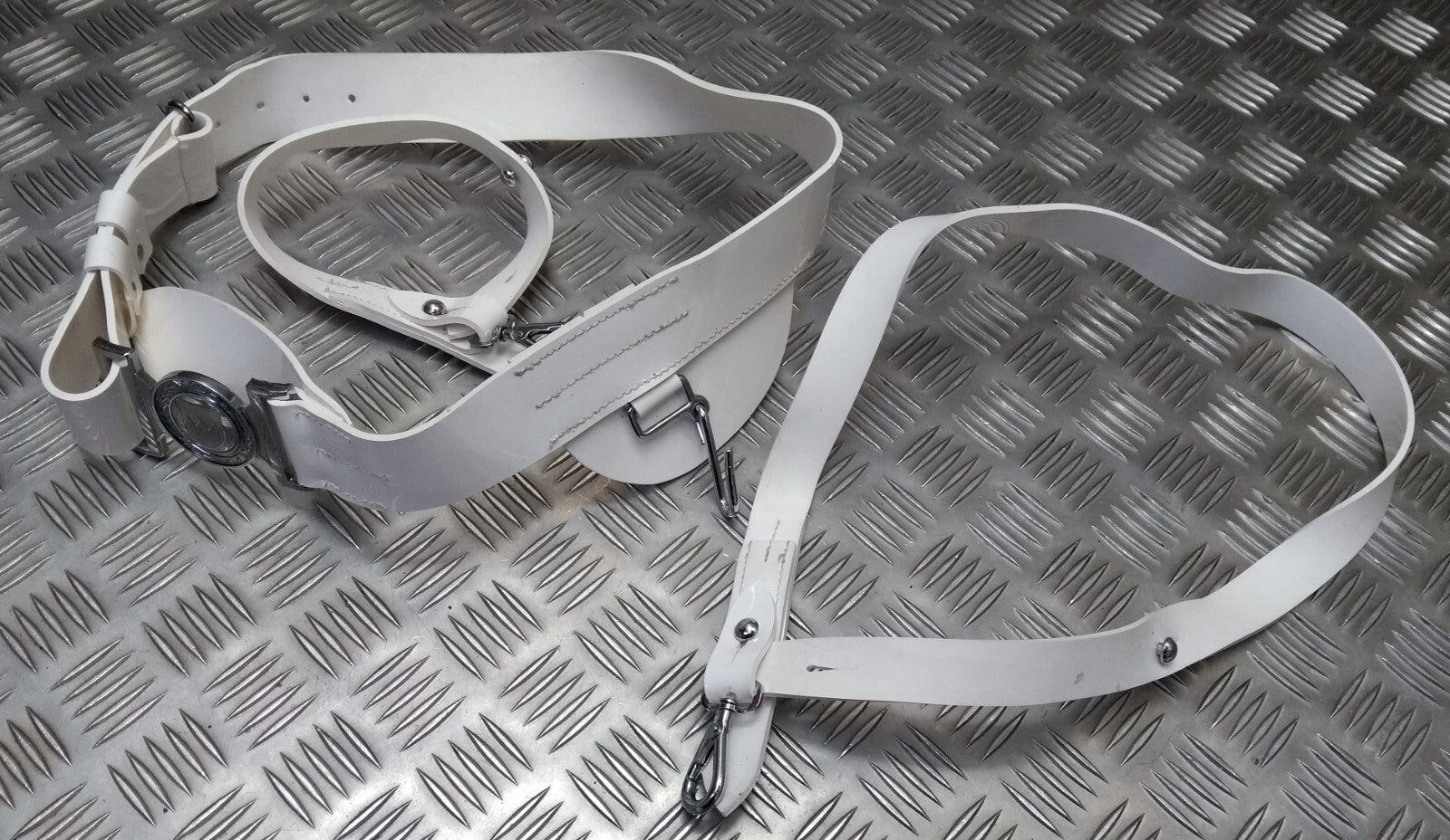 Bahrain Belt White Short & Long Straps Buckle & Chrome Fixings