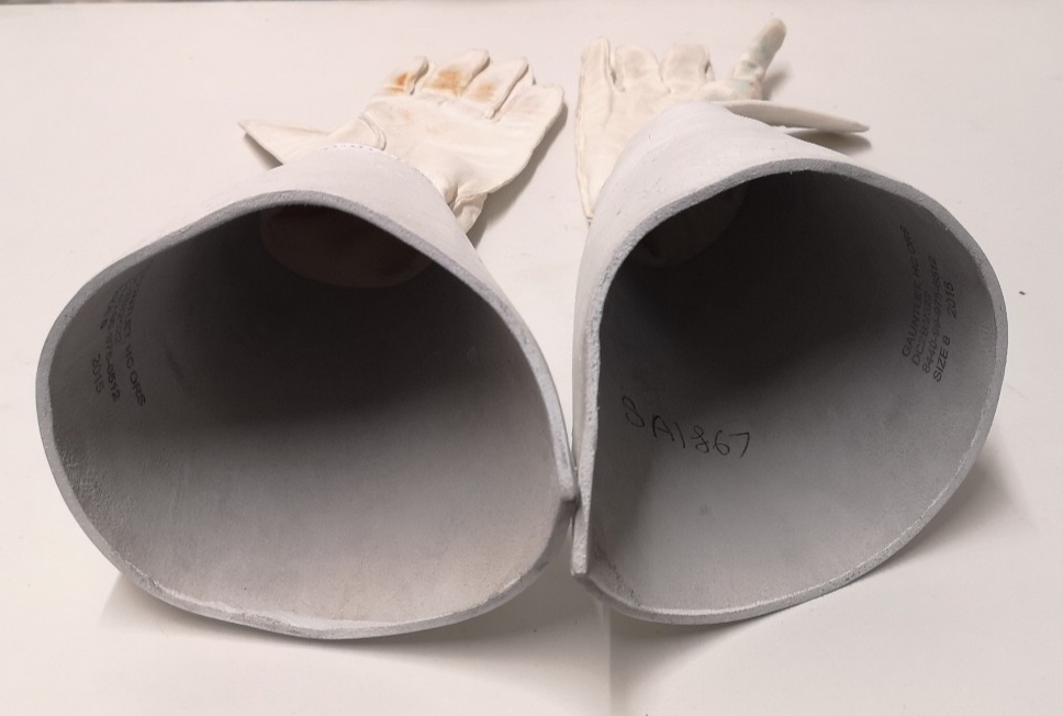 British Army Parade Gauntlet Gloves Household Cavalry White Leather Size 8