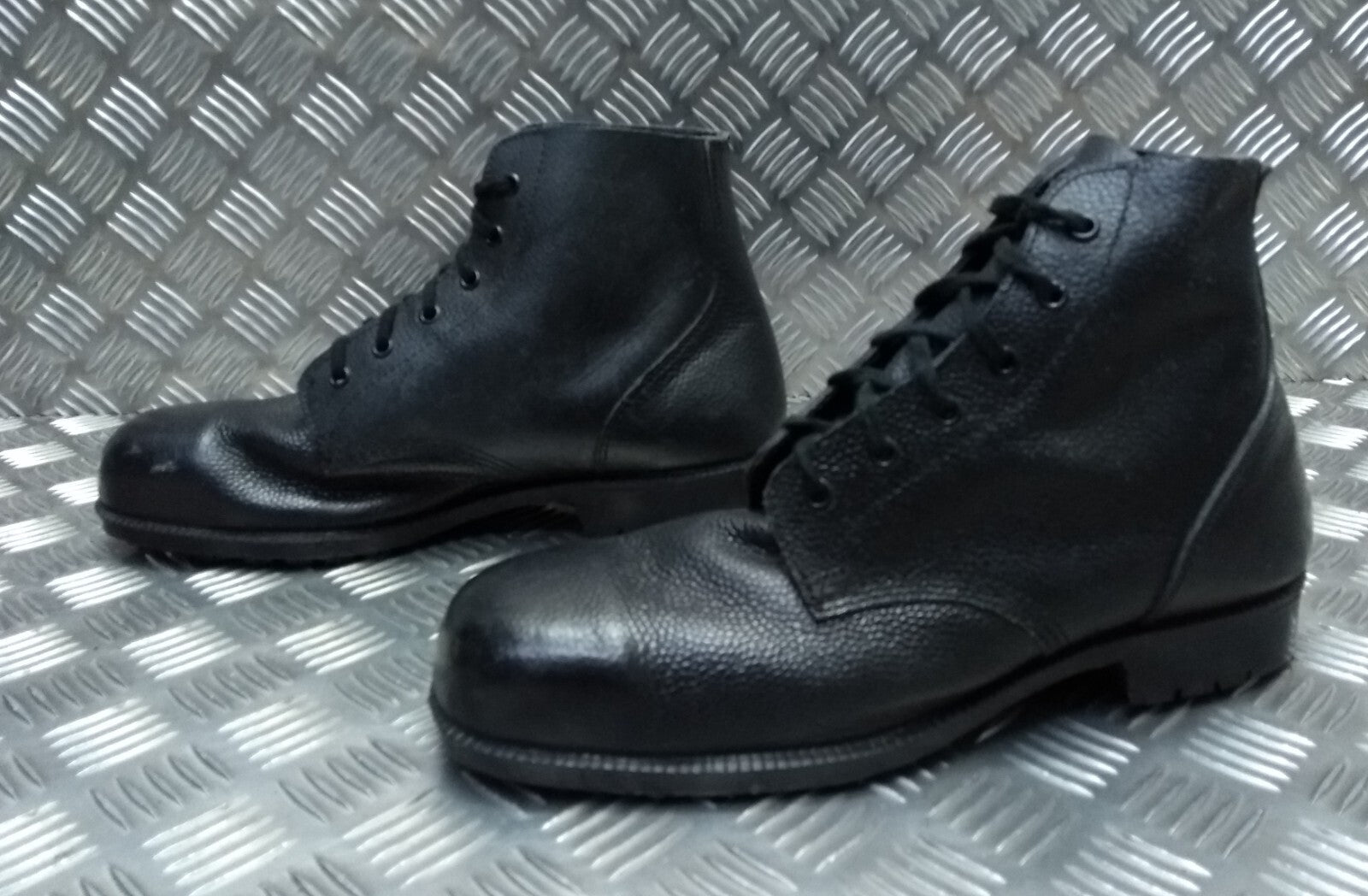 Ankle Boots Safety British Made 6 Eyelet Grain Style TUFF GB Britton