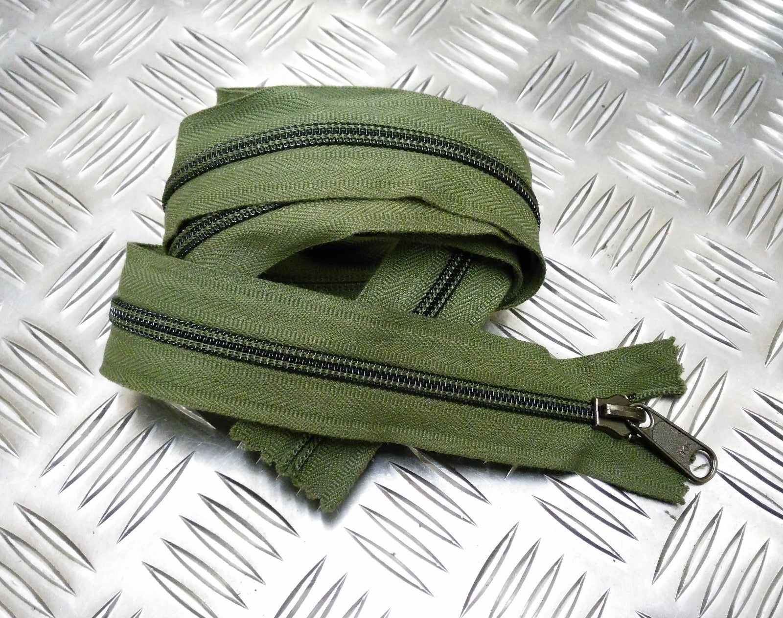 Genuine British YKK 68" Closed End Green Zip / Zipper Heavy Duty