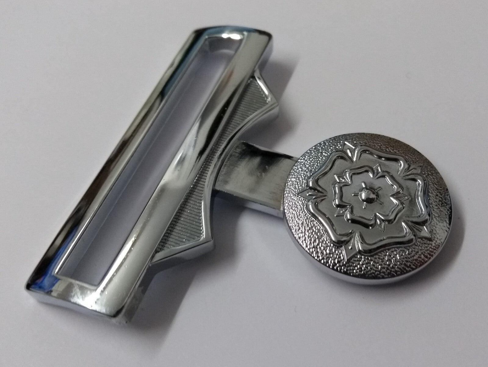 English Rose Buckle Side Chrome Locket Clasp Male Side English Rose 62mm Version