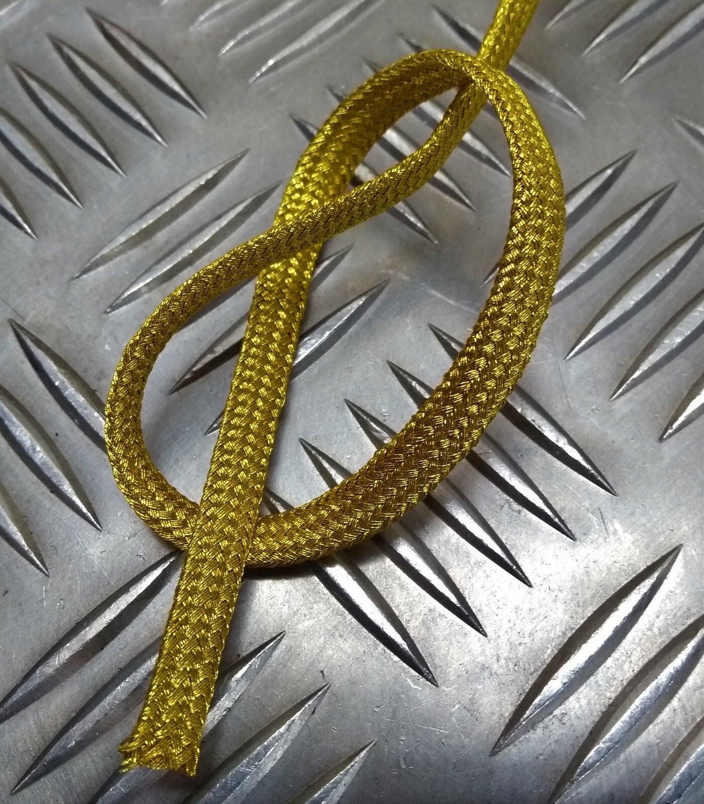 Genuine Vintage British Army Issue 1/4" Gold Mylar Hollow Cord / Lace Ribbon RC1