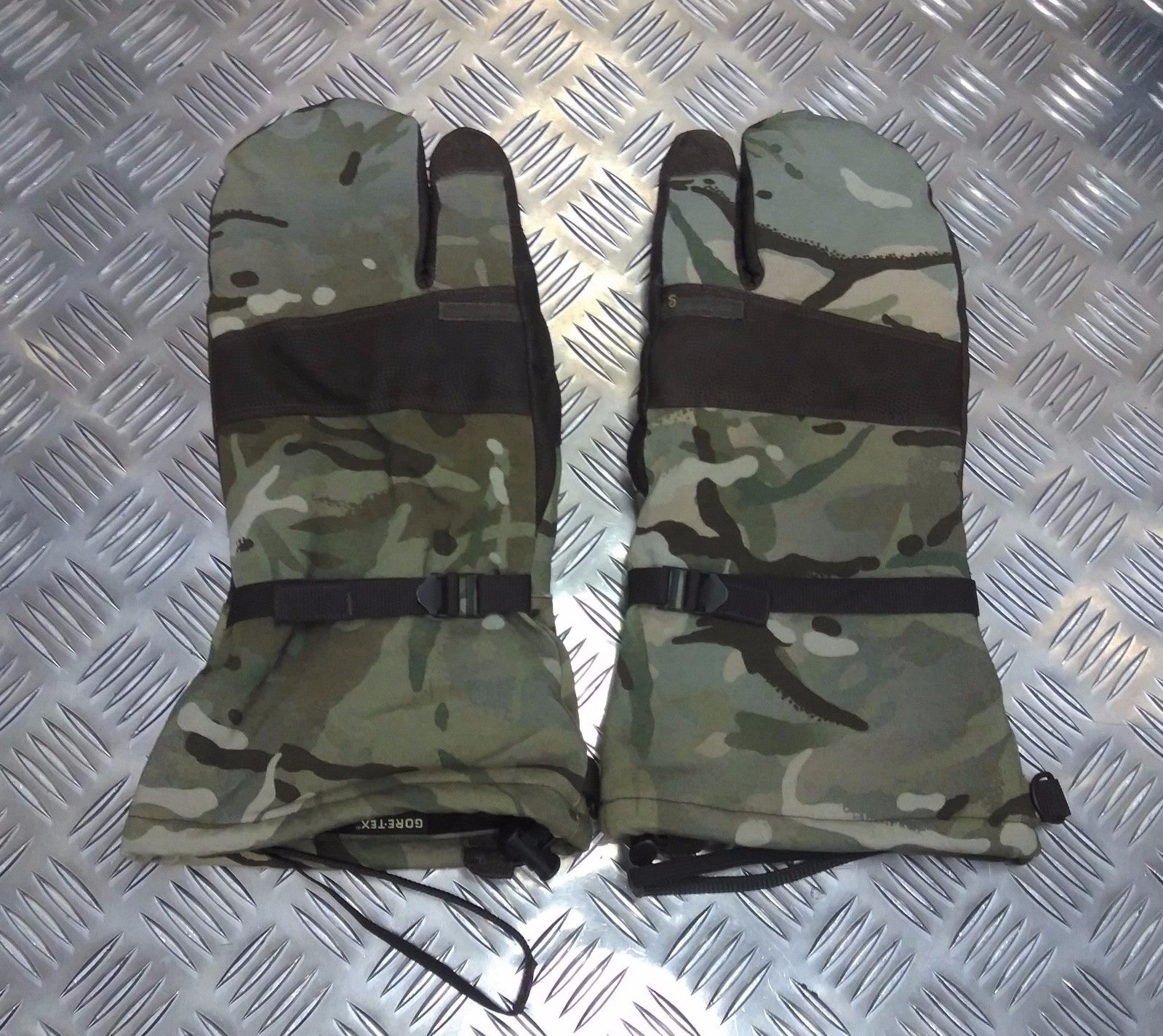 MTP Blizzard Extreme Cold Weather Goretex Mittens / Gloves British ARMY Small