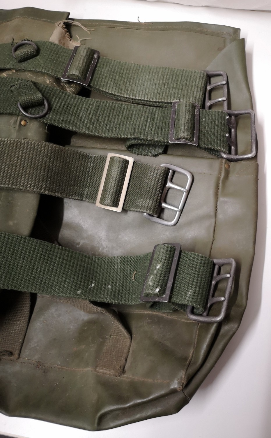 Vintage Army Issue Heavy-duty Vinyl Backpacks & Belts x4ea Heavy Wear & Defects