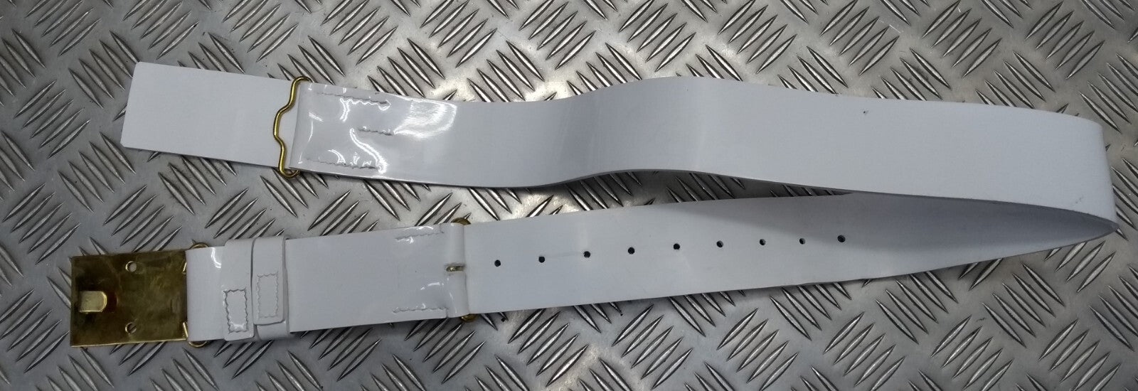 White Belt Parade & Ceremonial Issue No Plate Buckle Max 40"