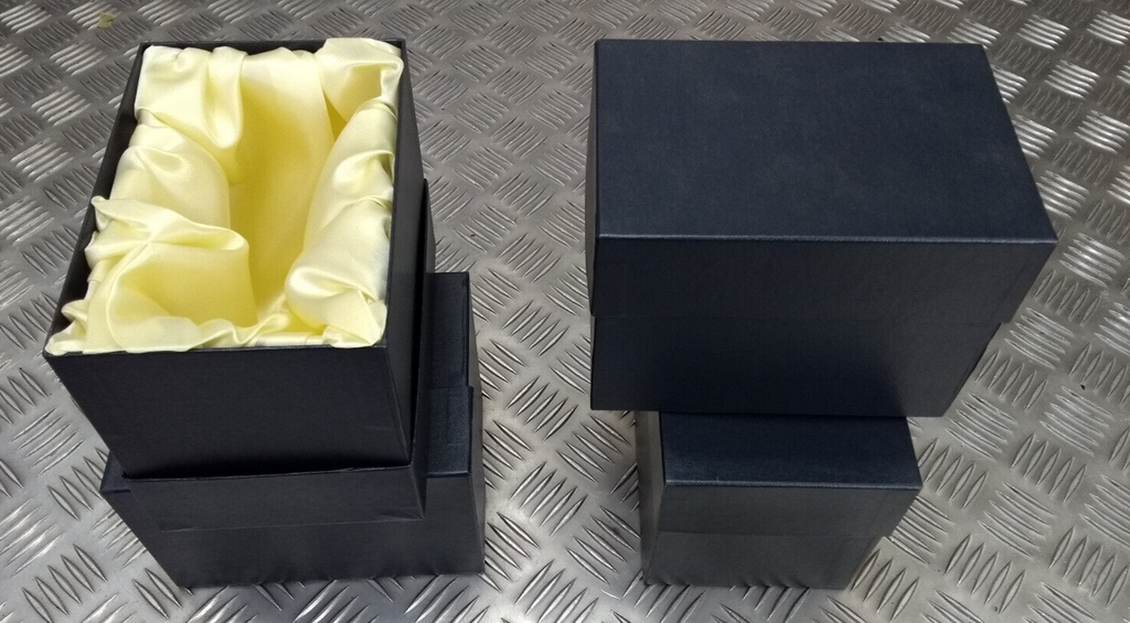 Dark Blue Gift / Storage Boxes with Cream Canvas Lining & Removable Lid x4