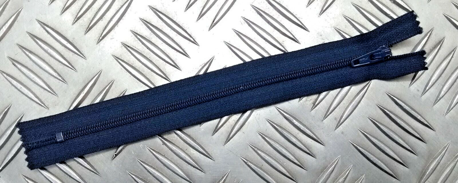 18cm Closed End YKK Zip Zipper RN Navy Blue