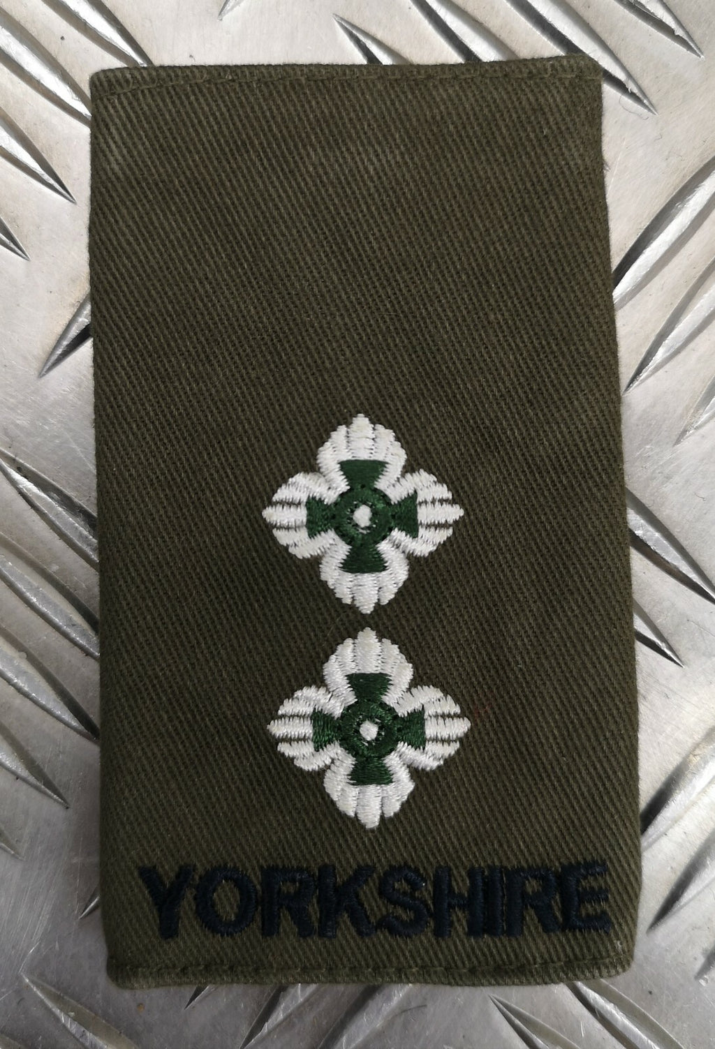 Genuine British Army Issue Lieutenant Rank Slide Epaulette Yorkshire Regiment