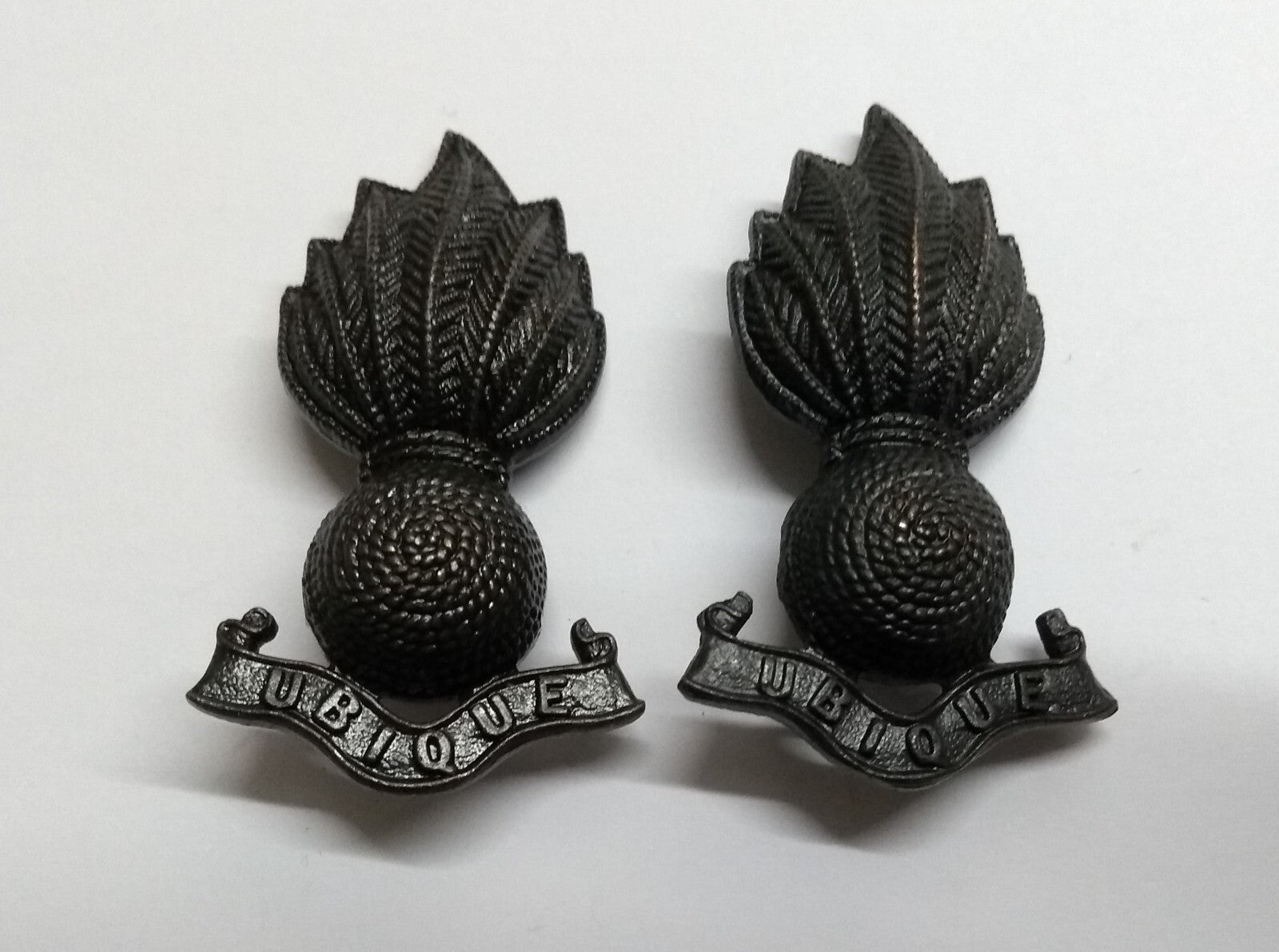 Royal Artillery Collar Dogs "Ubique" RA Metal Badges No Split Pins