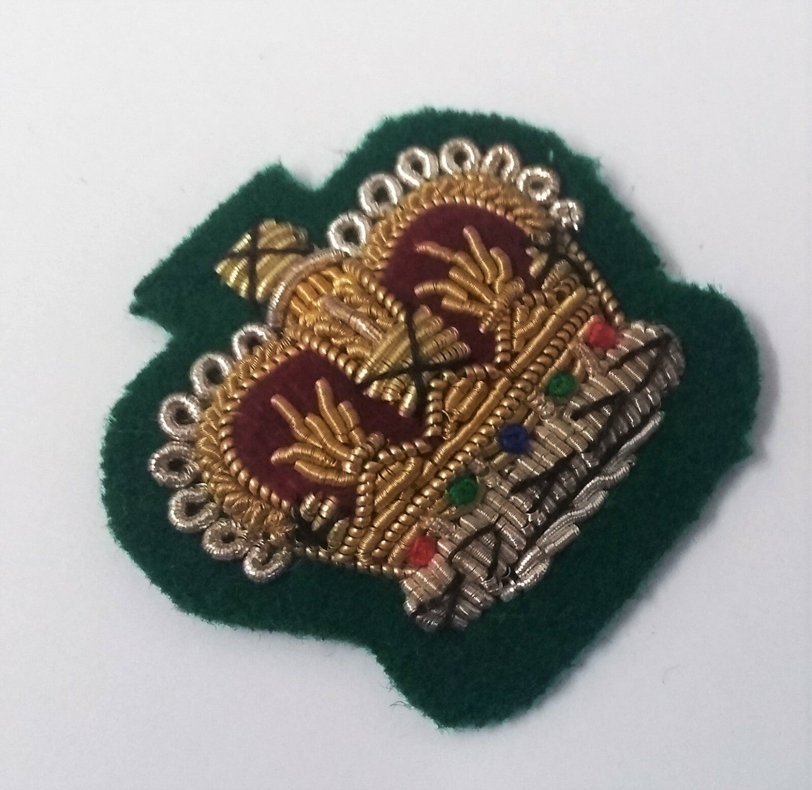 Genuine Vintage British Braided QC S SGT Crown on Green Felt ASPS120