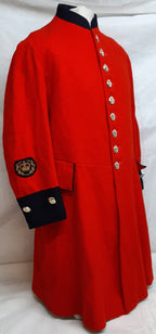 British Army Red Long Coat Royal Hospital Chelsea Q/C Buttons Colour WO2