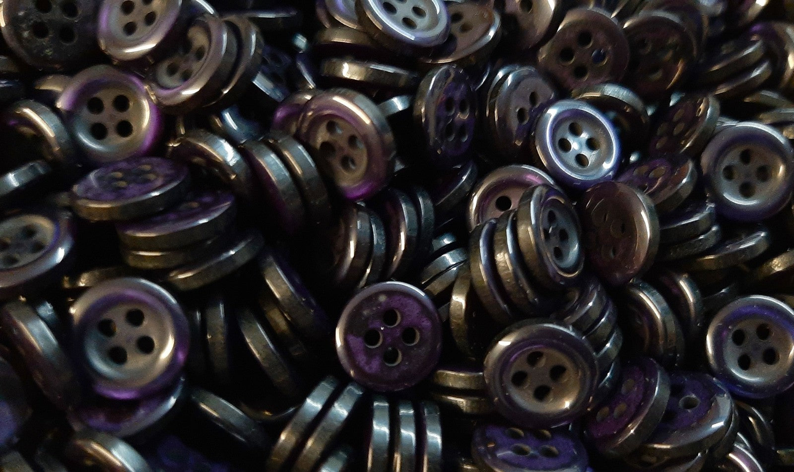 100 Vintage Buttons 4 Hole Shirt / Shank Anchors Pearlesque Dark Blue 11.4mm NOS