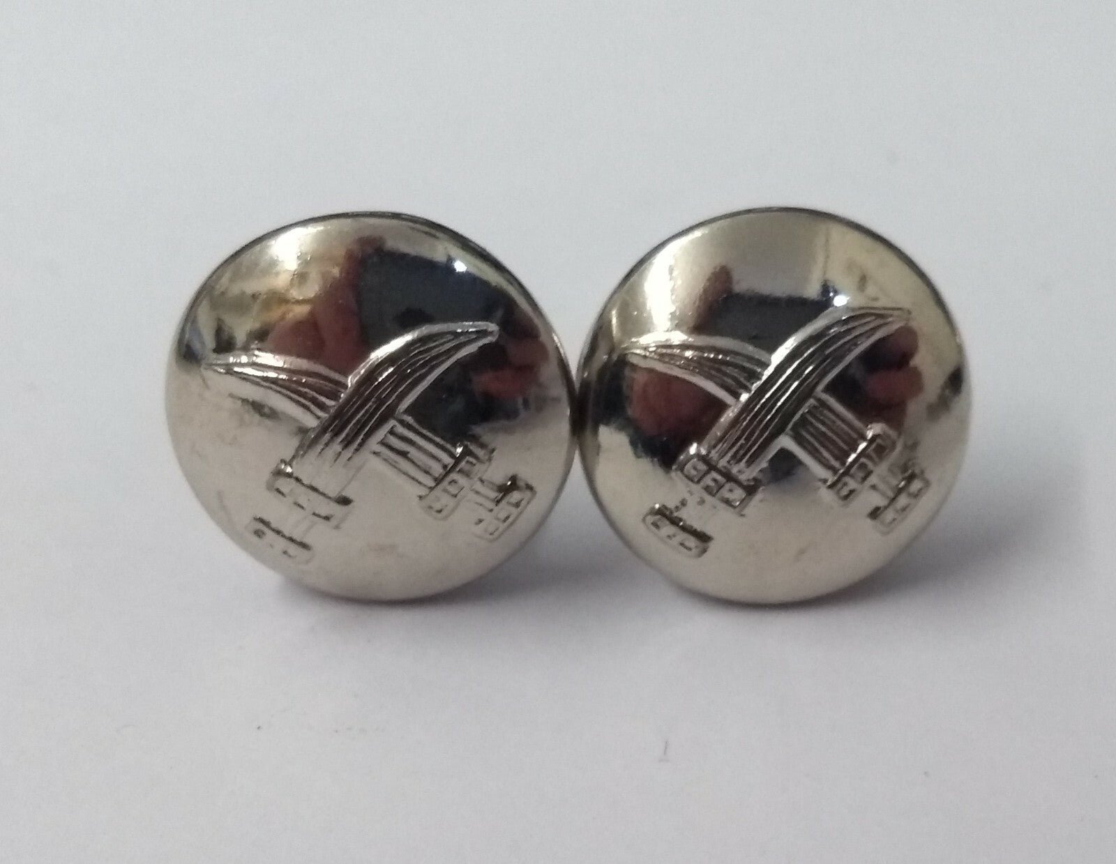 Genuine British Made Bahrain Obsolete Insignia Chrome Prong Buttons X4 ASBT234