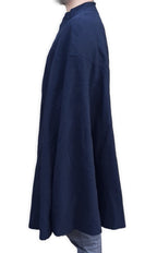 Vintage British Cape Navy Blue Wool With Chrome Lion Head Clasp Size XL