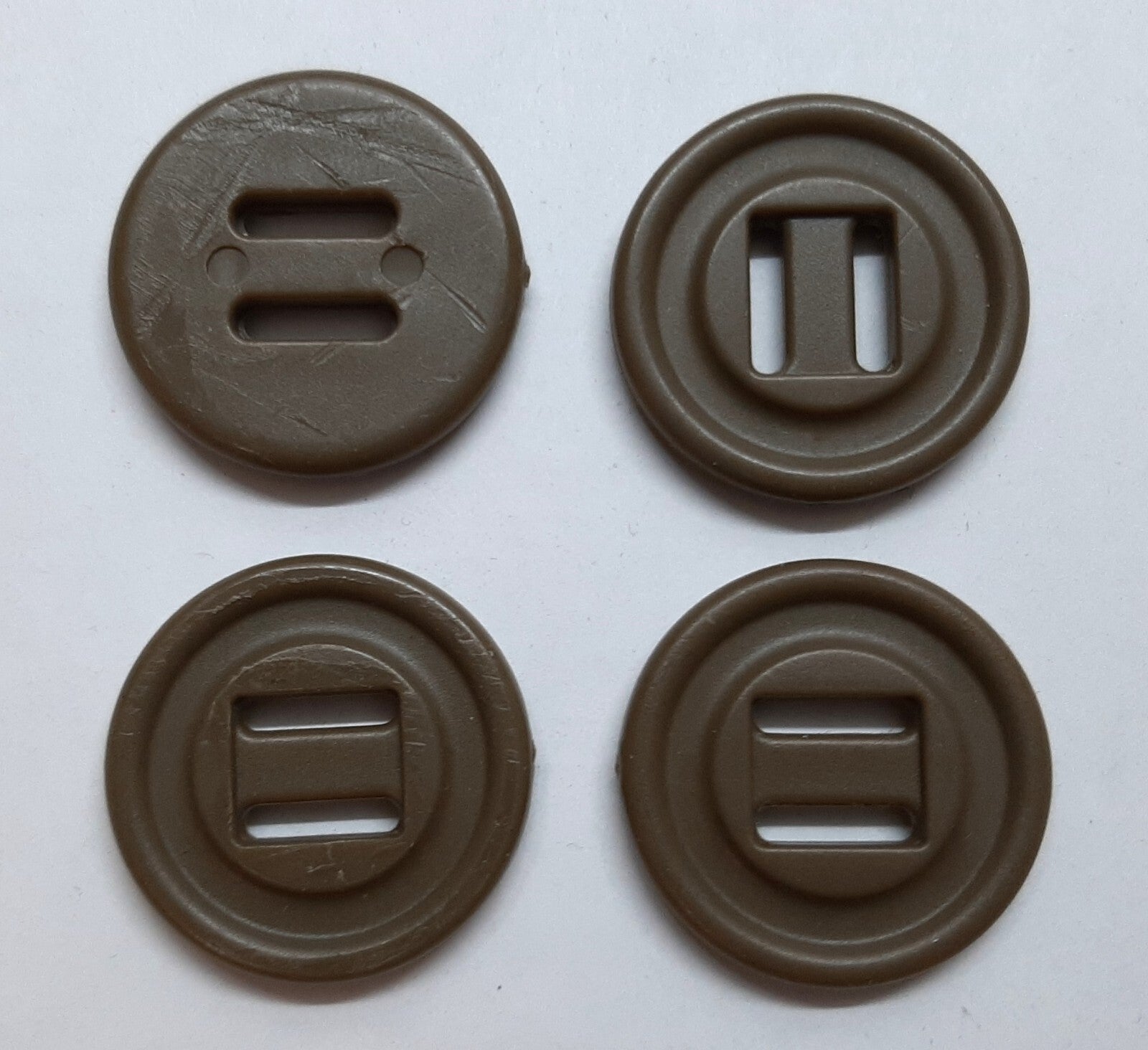 Two Slot Buttons British Desert / MTP / Coyote Combat x 4