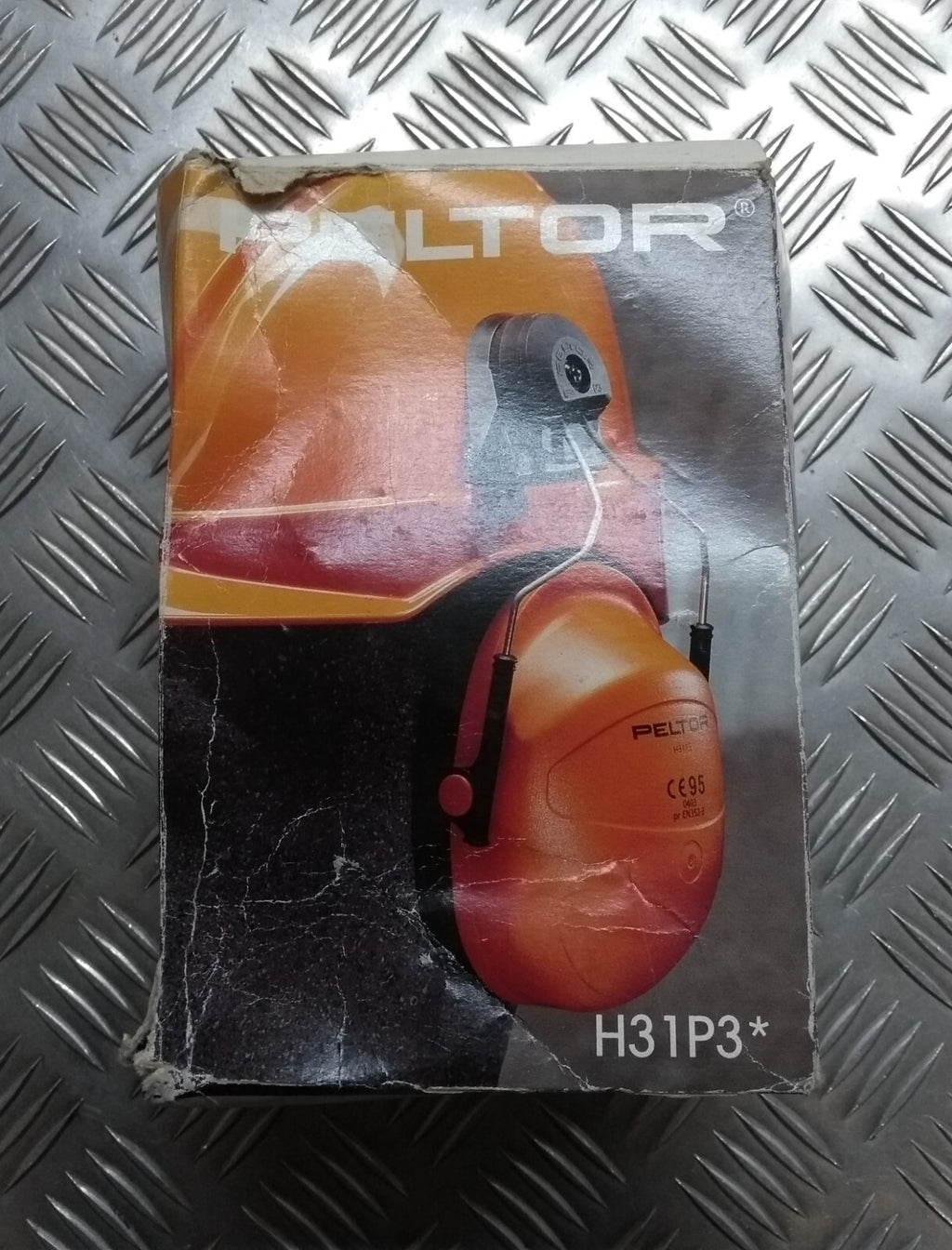 Peltor Army Protectors Green H31P3 Ear Defenders For Helmet Attachment SNR 28 dB