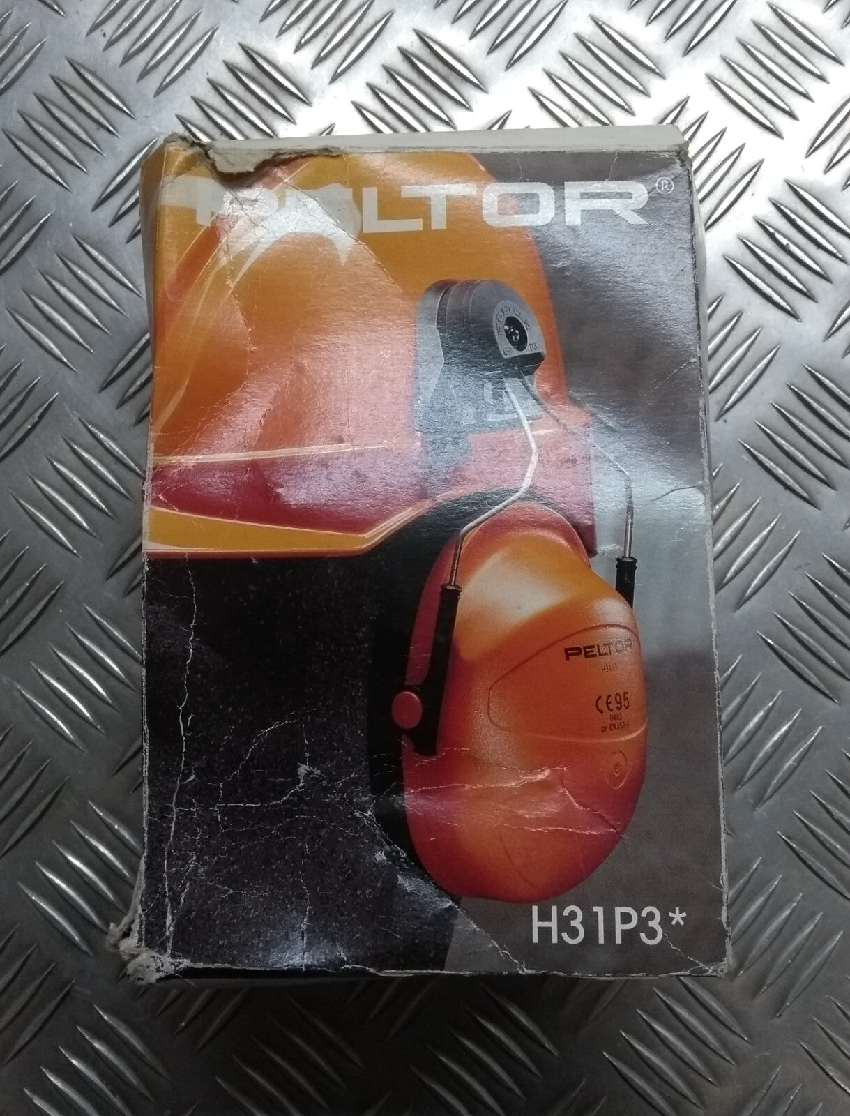 Peltor Army Protectors Green H31P3 Ear Defenders For Helmet Attachment SNR 28 dB