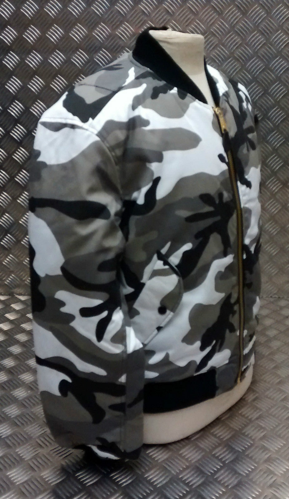 MA1 US Military Style Bomber Jacket Camo Asst Cols - NEW