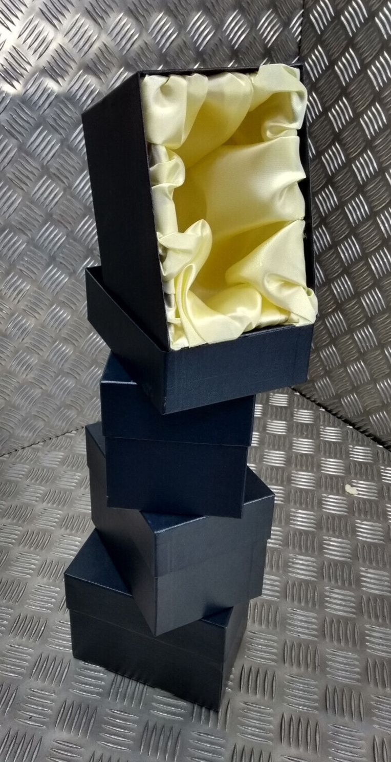 Dark Blue Gift / Storage Boxes with Cream Canvas Lining & Removable Lid x4