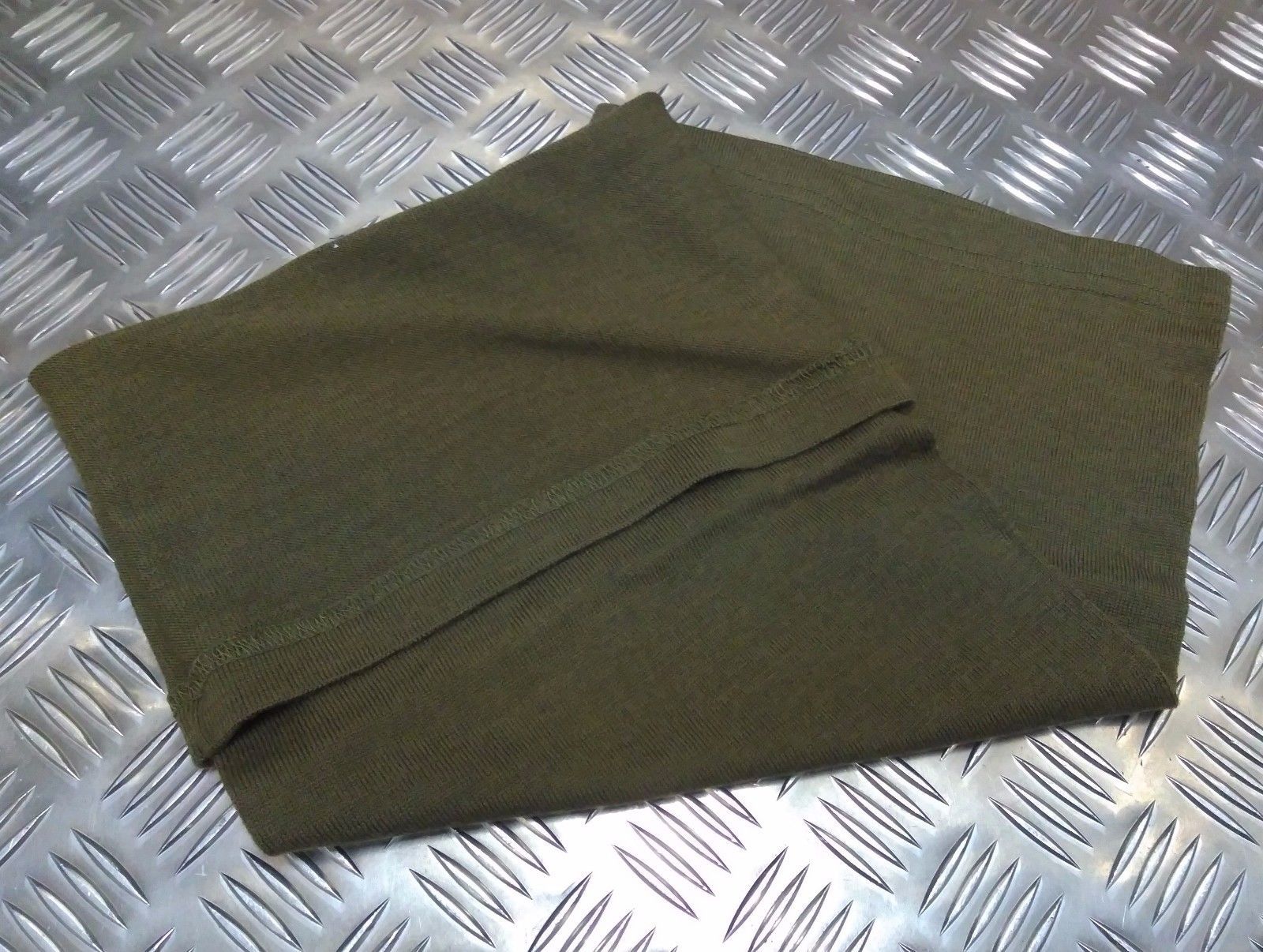 Genuine British Issued Green Cold Weather Headover- Cap Comforter 1