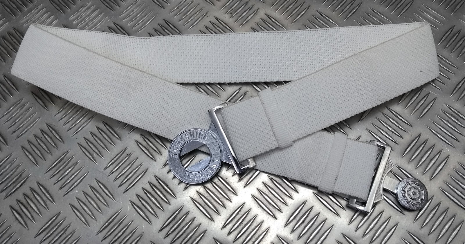 Yorks Belt White Yorkshire Regiment Courlene Belt & Chrome Buckle 44"