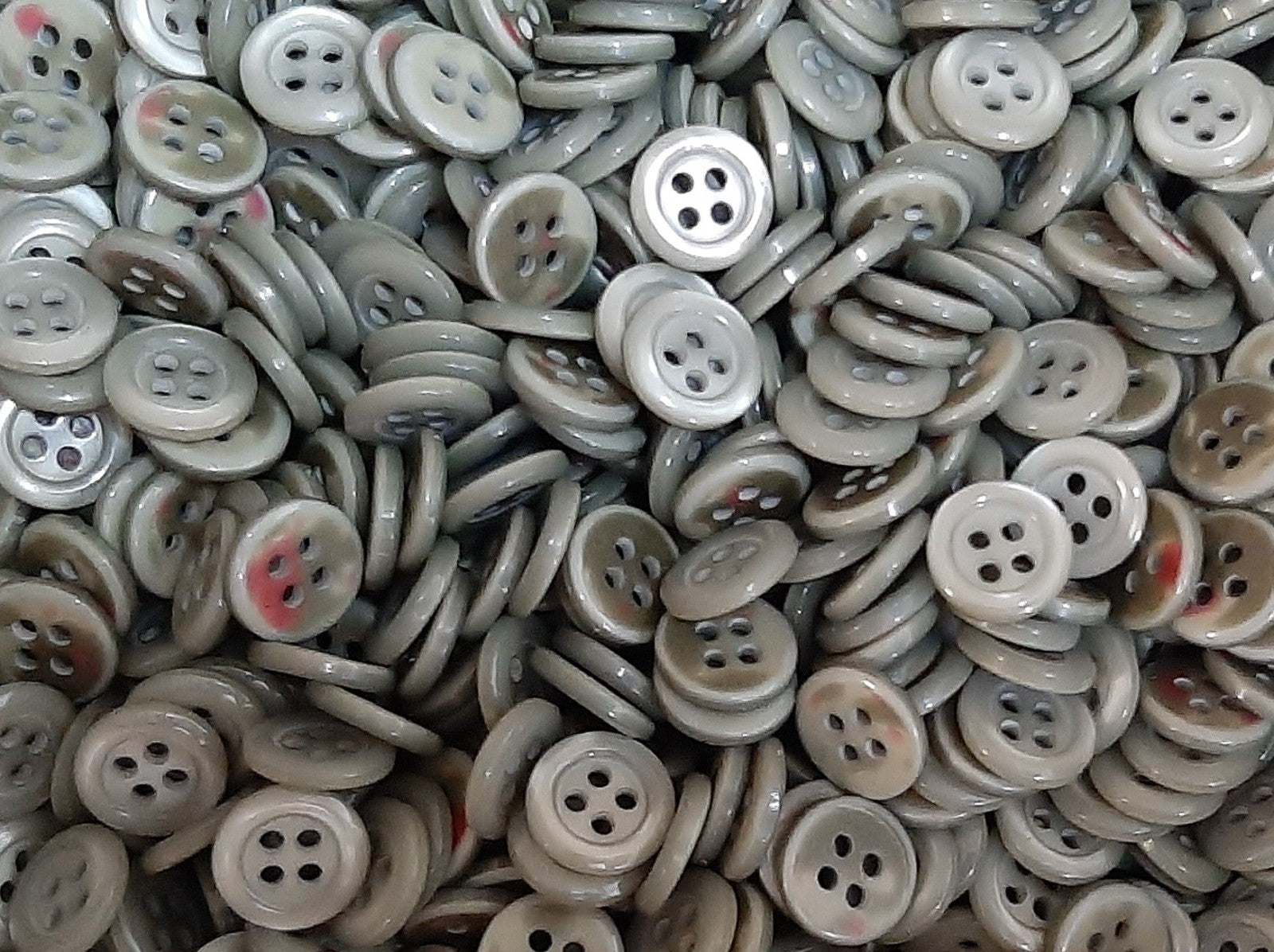 Buttons 10 Vintage 4 Hole for Dress Shirts Pearlesque Light Green 11.2mm NOS