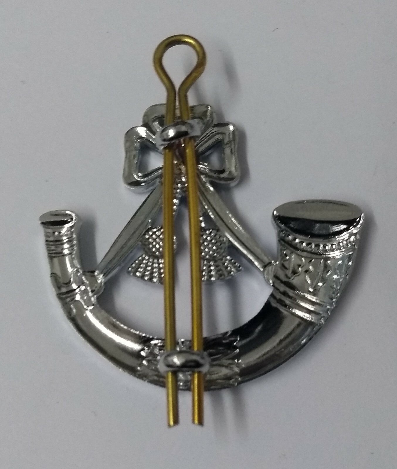 Genuine British Light Infantry Cap / Beret /Hat Split Pin Metal Badge LI - New