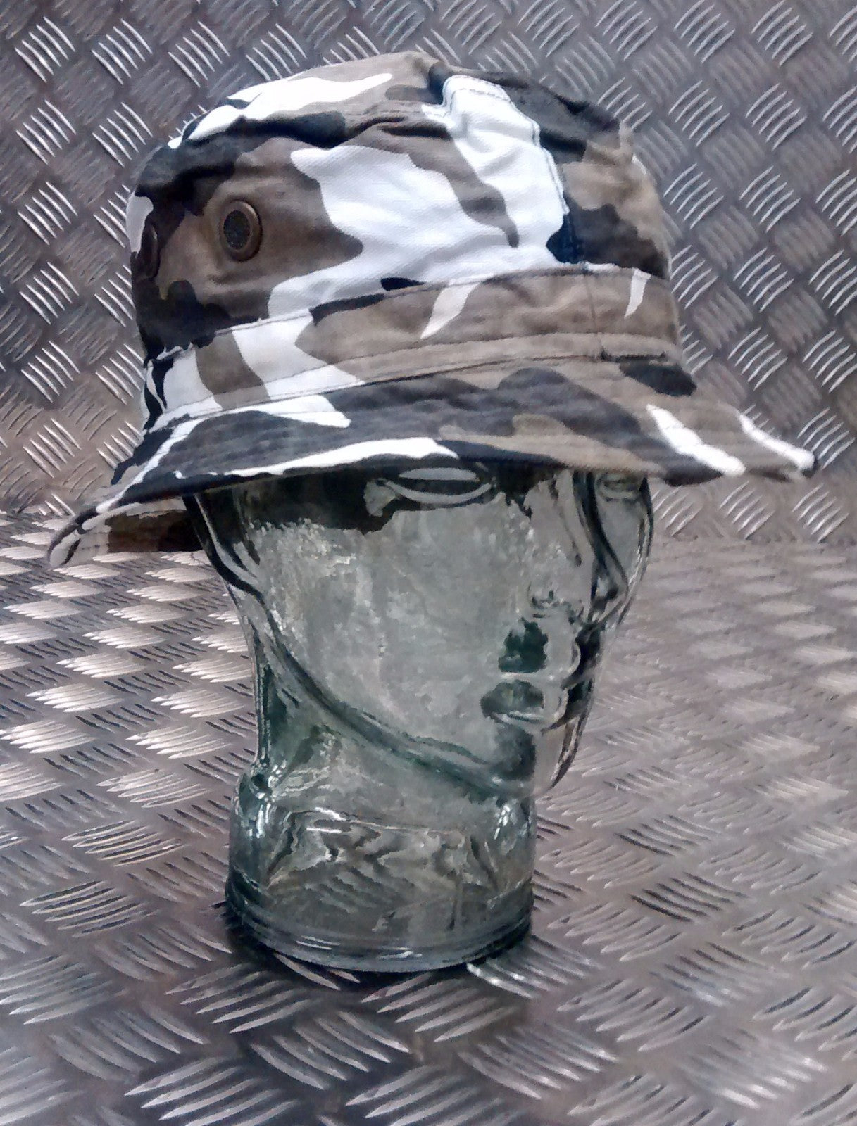 Military Style Special Forces Boonie Hat / Bush Hat Short Brim Urban Camo NEW