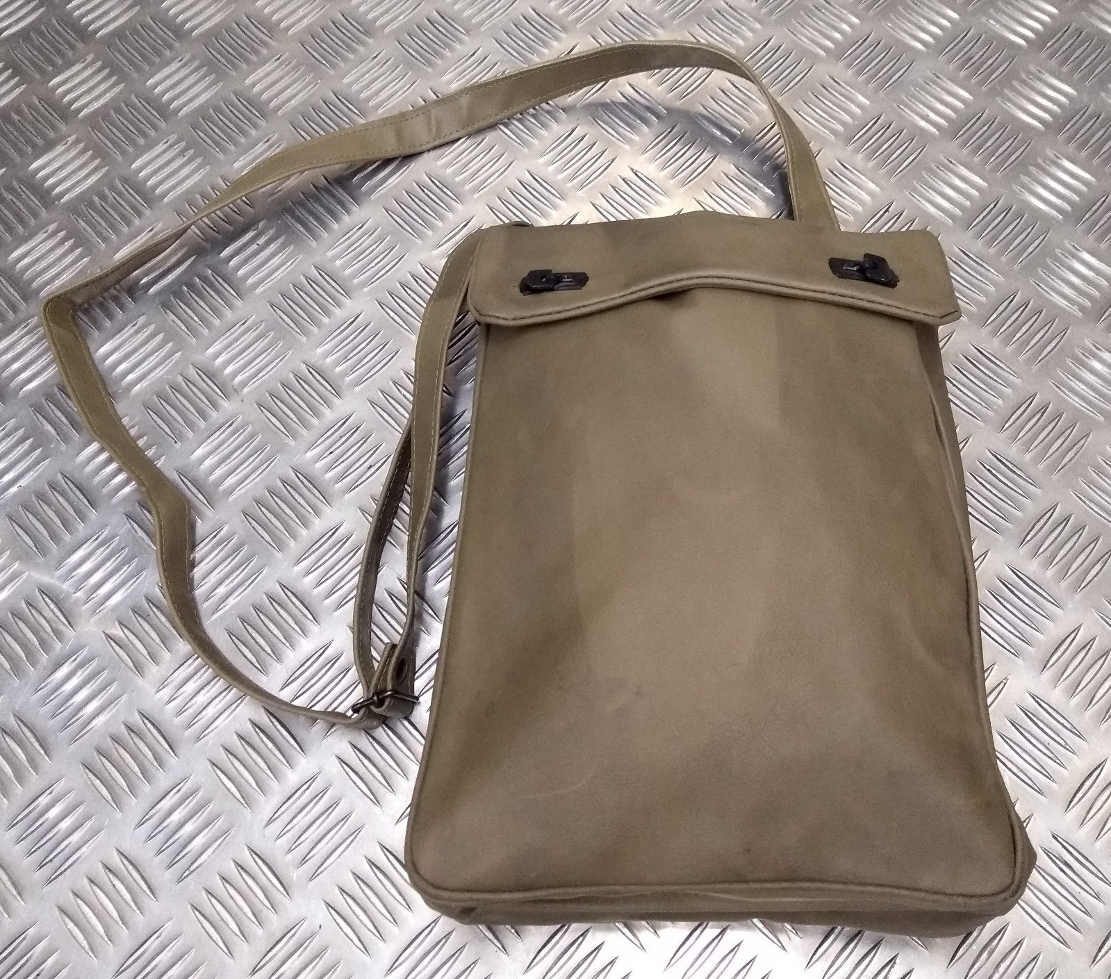 Genuine Vintage Officers Coyote Document Case/Shoulder Instrument Bag