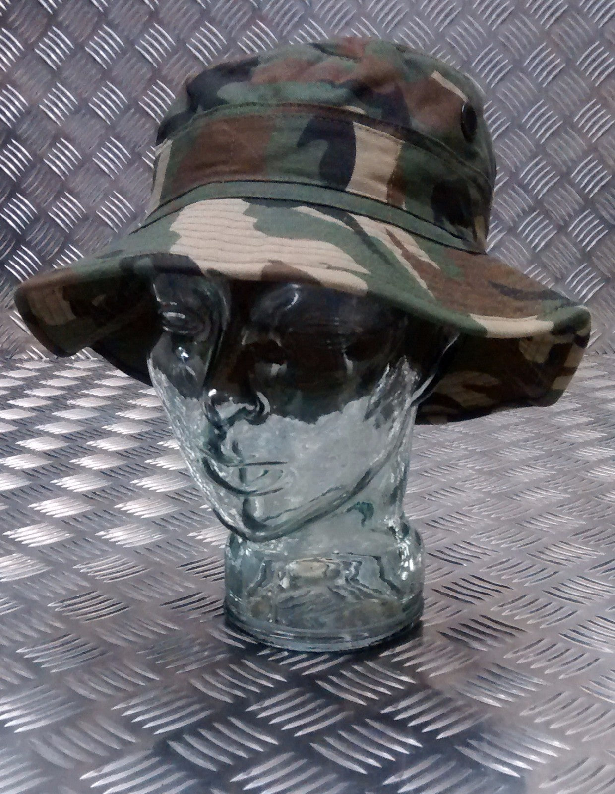 Style Special Forces Boonie / Bush Hat Short Brim DPM W/Land Camo NEW