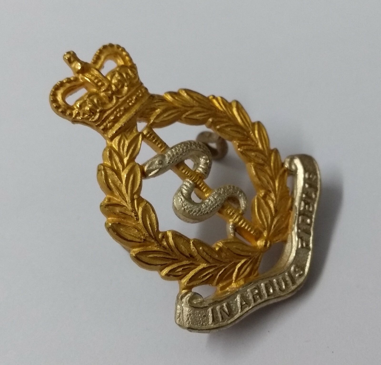 Vintage RAMC Hat Badge British Army Issue Royal Army Medical Corps Old Pattern
