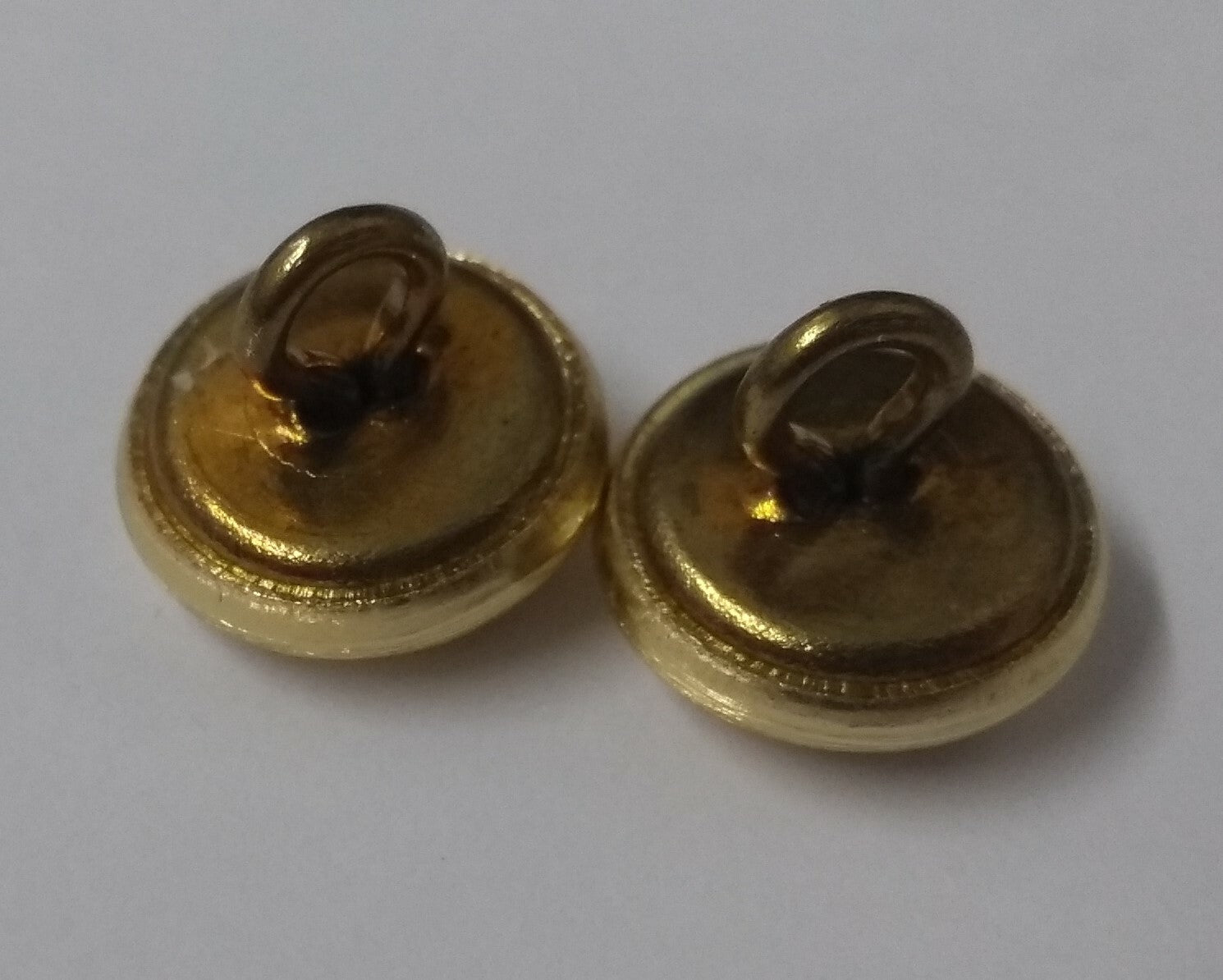 Vintage Army RAMC QC British Army Medical Corps Issue Small Buttons X2 ASBT248