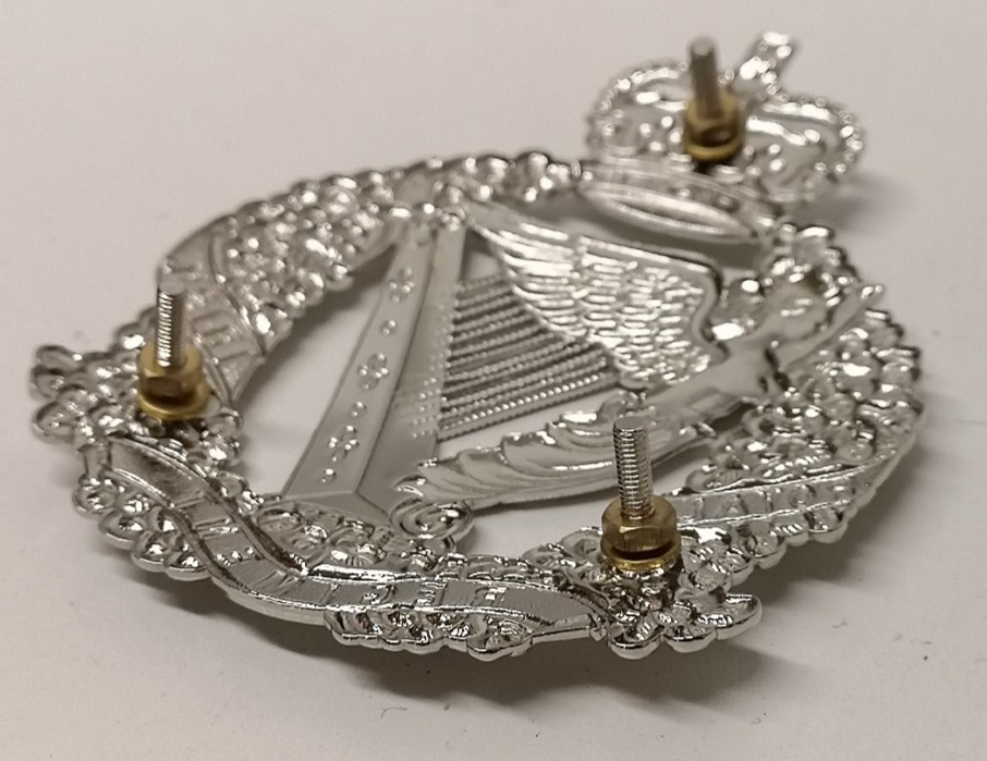 Royal Irish Regiment Officers' Queen's Crown Cross Belt Regimental Breast Badge