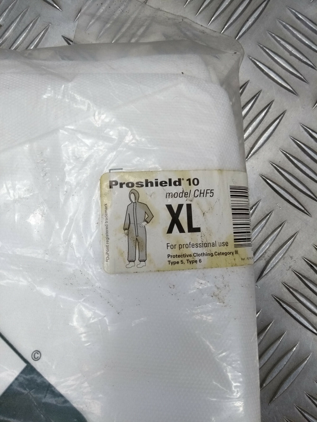 DuPont Proshield 10 CHF5 Type 5/6 Polyprop Hood Coverall Size L Pack Of 2