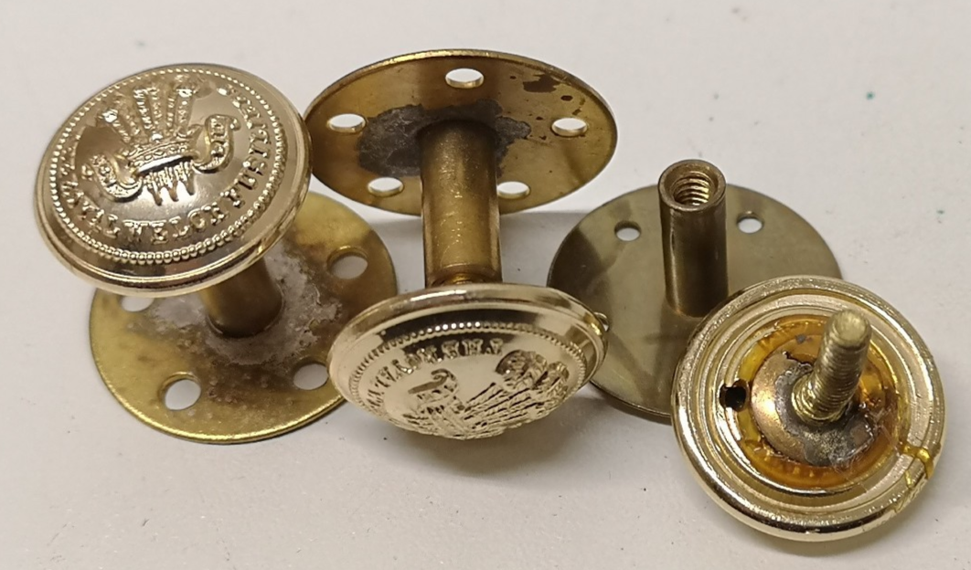 The Royal Welch Fusiliers RWF Insignia Gilt Buttons Screw Base 30L x3