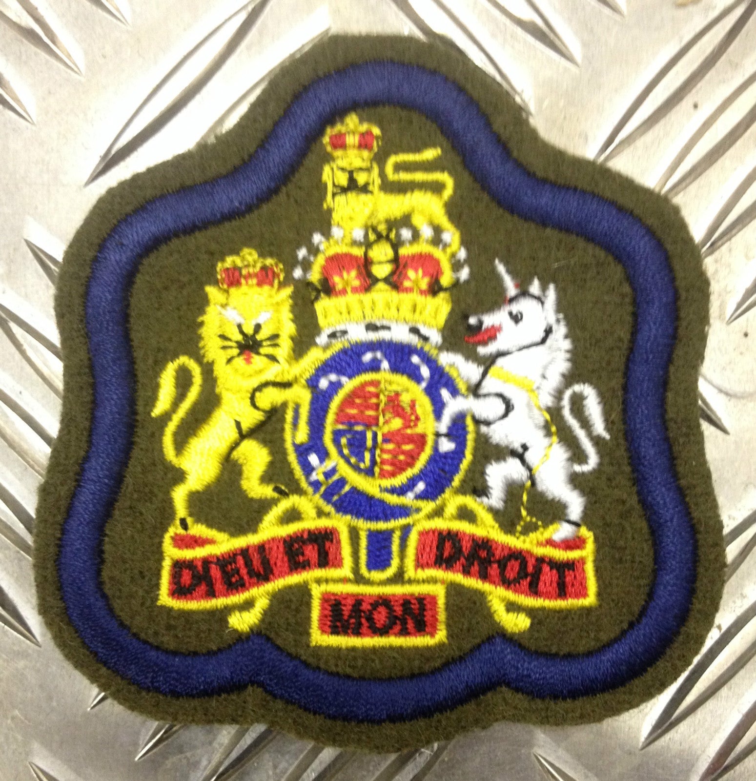 Royal Signals British Army Warrant Officer Class 1 Badge Blue Border Patch - NEW