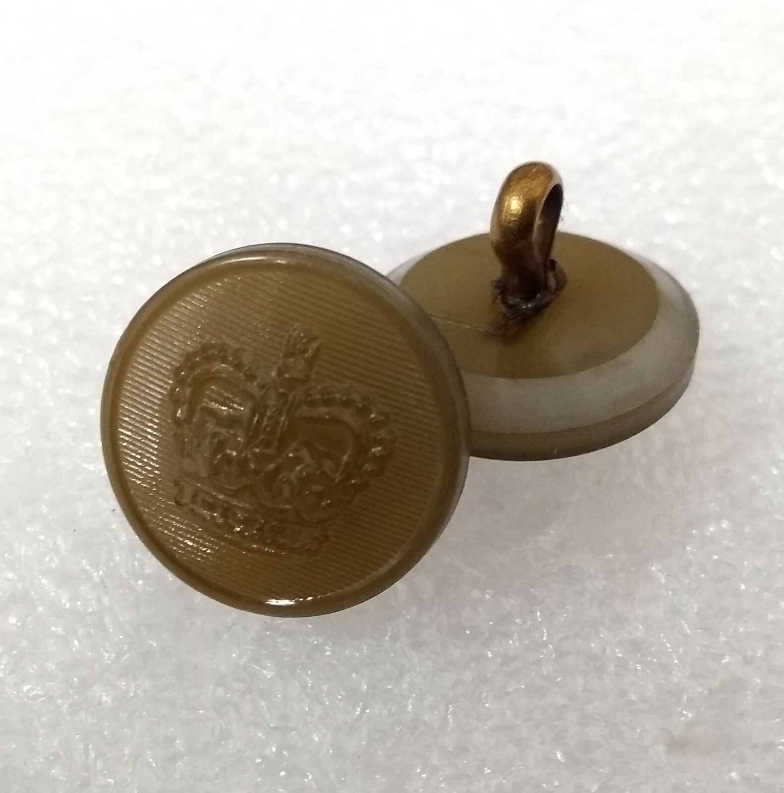 Vintage Mil-spec Old Pattern St Edwards Crown Khaki Buff Ring Backed Buttons NOS