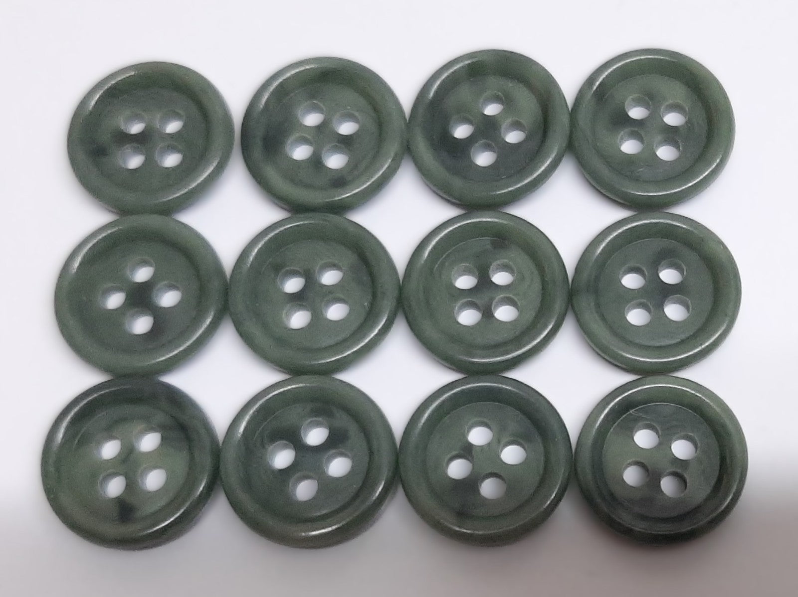 Vintage Army Buttons Old Pattern British Mottled Light Green 4 Hole Size 15.2mm