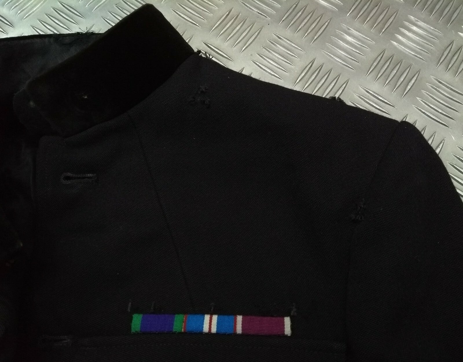 British Army No1 Dress Jacket Heavy Cavalry & Cambrai Band No Buttons With Defects