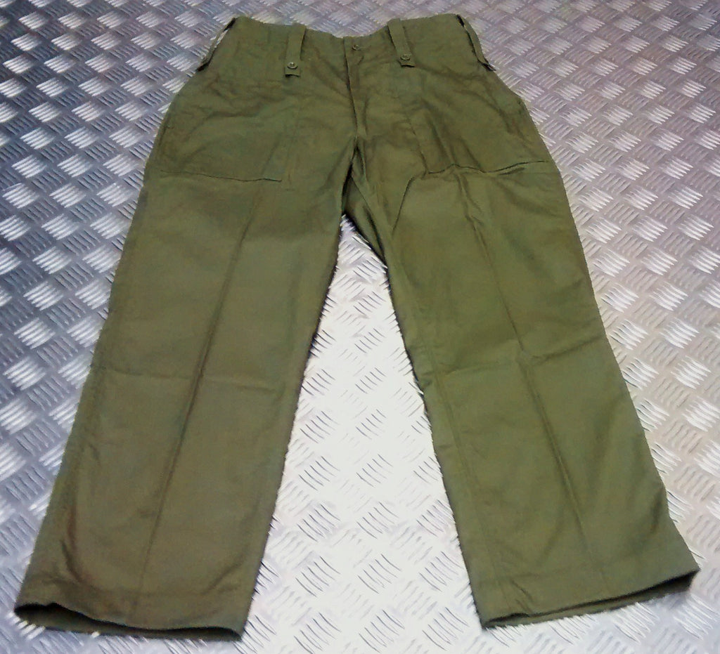 British Army Lightweight Combat / Fatigue Trousers L/W Green & Black NEW