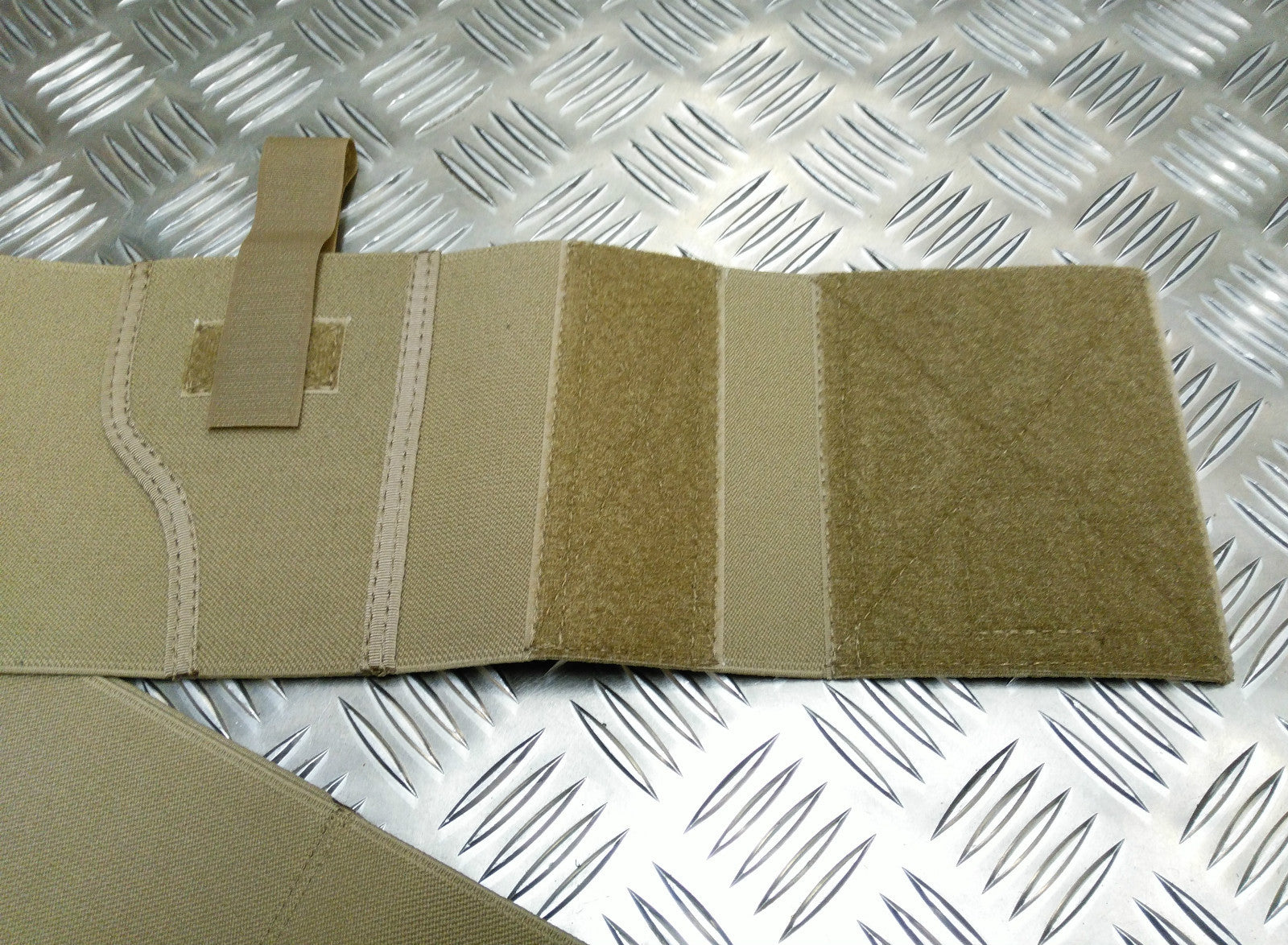 Authentic De Santis / Security Sand Concealment Belly Belt- NEW