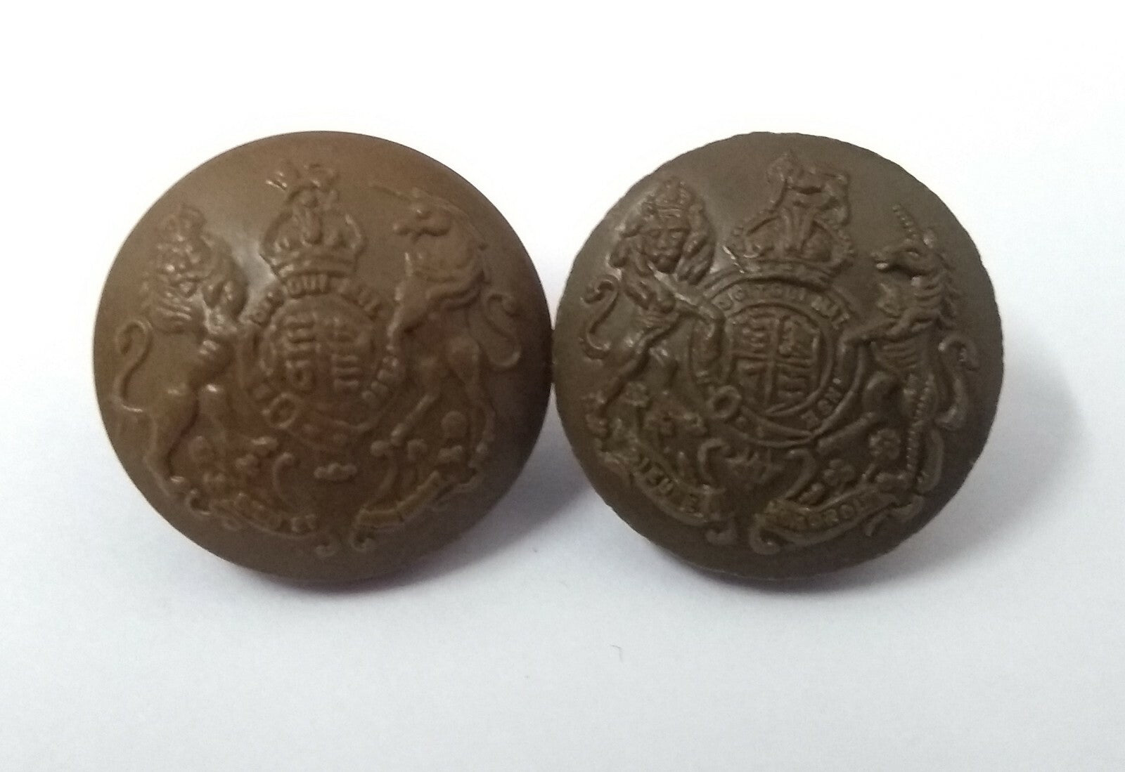 Genuine Vintage British Army Kings Crown General Service Coat of Arms Buttons x2