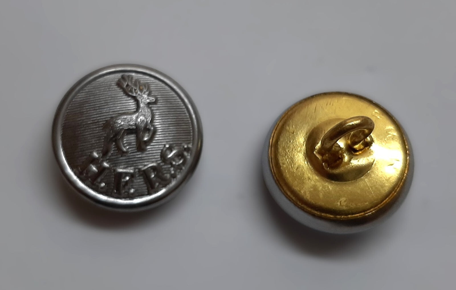 Hertfordshire Buttons Ring Back H F R S Obsolete Stag / Hart Insignia 26L 3 Prs