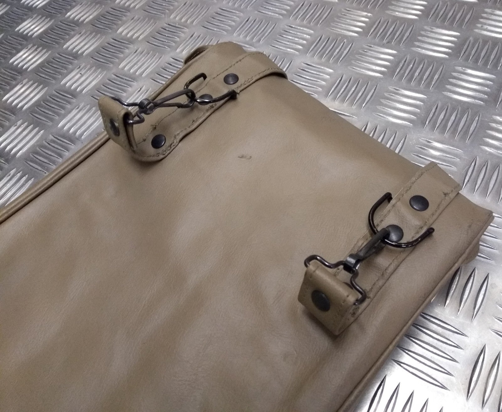 Genuine Vintage Officers Coyote Document Case/Shoulder Instrument Bag